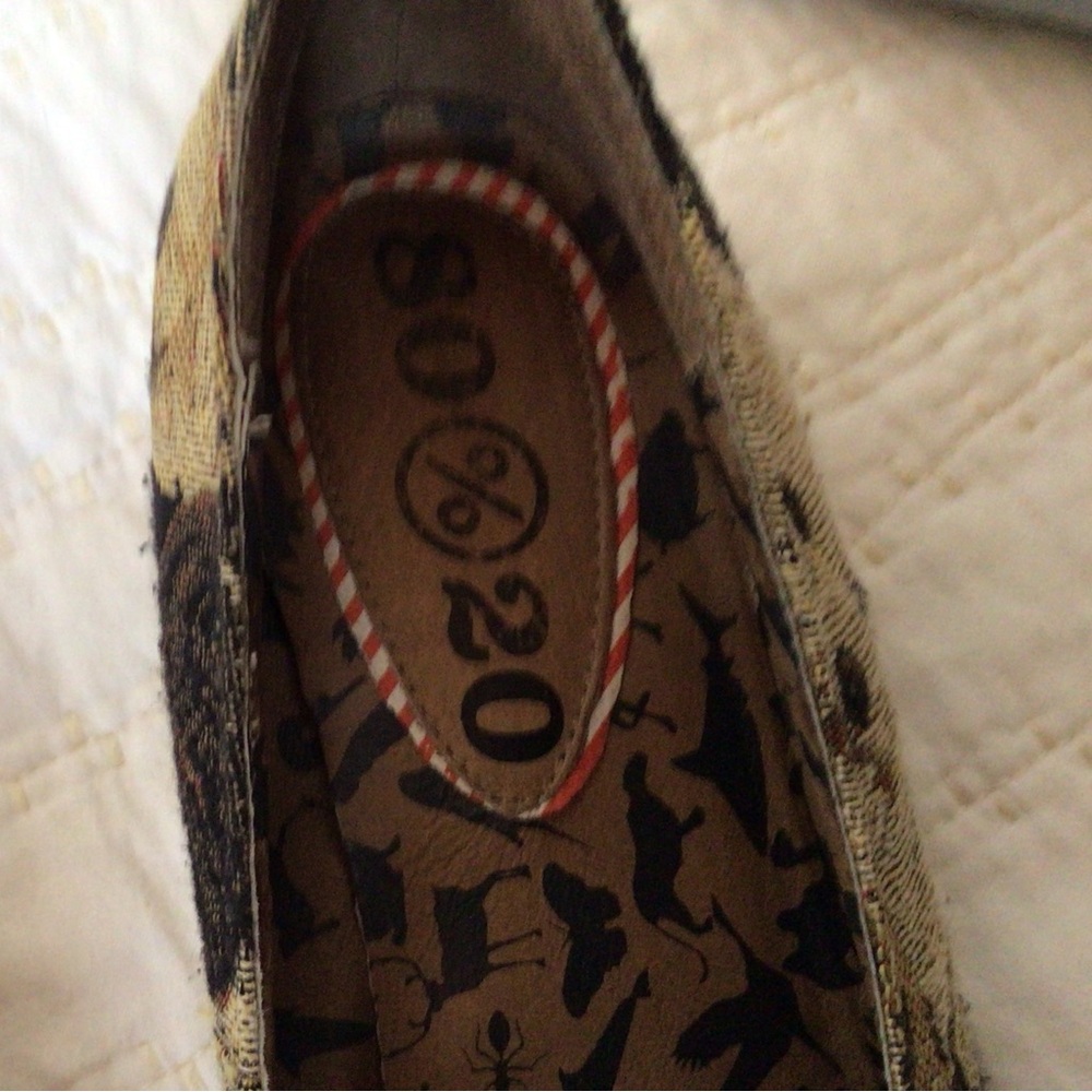 Tapestry loafers from 80/20, Size 8 - Picture 2 of 6